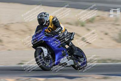 media/Nov-16-2025-Race Pace (Sun) [[8c5fa54630]]/Non Verified Riders (1st 20 Minutes)/2-Turn 10 (1010am)/